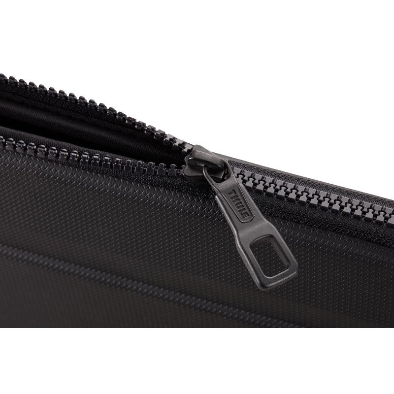 THULE Gauntlet 4 Sleeve for MacBook 16'' - Black, THL-TGSE2357-BLK